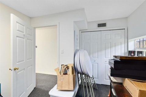Propiedad comercial en venta en Orlando, Florida, 278.15 m2 № 1369525 - foto 24