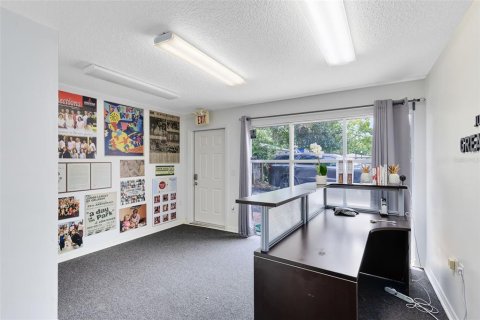 Propiedad comercial en venta en Orlando, Florida, 278.15 m2 № 1369525 - foto 25