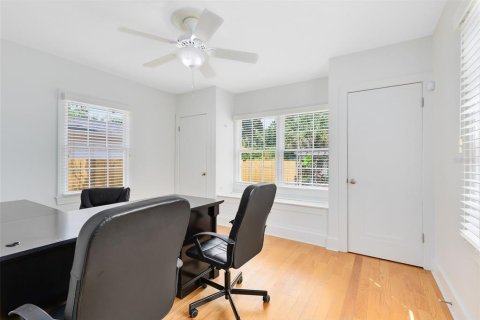 Propiedad comercial en venta en Orlando, Florida, 278.15 m2 № 1369525 - foto 7