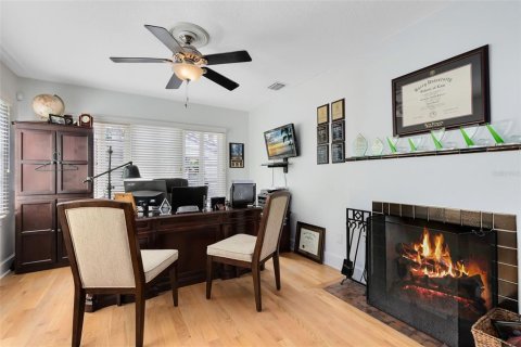 Propiedad comercial en venta en Orlando, Florida, 278.15 m2 № 1369525 - foto 10