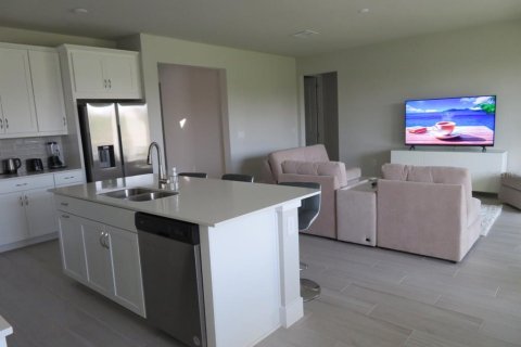 Casa en alquiler en Venice, Florida, 3 dormitorios, 171.22 m2 № 1744693 - foto 4