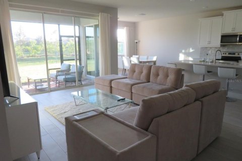 Casa en alquiler en Venice, Florida, 3 dormitorios, 171.22 m2 № 1744693 - foto 2