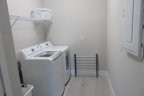 Casa en alquiler en Venice, Florida, 3 dormitorios, 171.22 m2 № 1744693 - foto 25