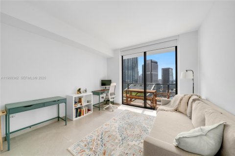 Снять в аренду кондоминиум в Майами, Флорида 2 спальни, 111.67м2, № 2028356 - фото 13