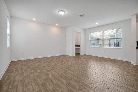 House in Orlando, Florida 4 bedrooms, 231.88 sq.m. № 1876602 - photo 7