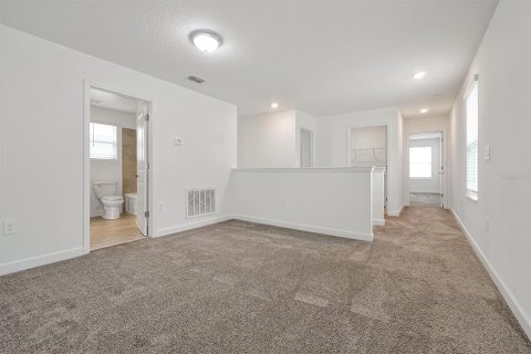 House in Orlando, Florida 4 bedrooms, 231.88 sq.m. № 1876602 - photo 19