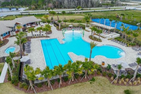 House in Orlando, Florida 4 bedrooms, 231.88 sq.m. № 1876602 - photo 4
