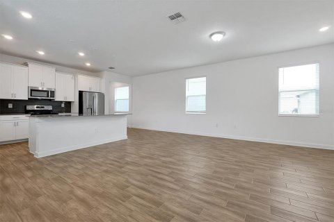 House in Orlando, Florida 4 bedrooms, 231.88 sq.m. № 1876602 - photo 9