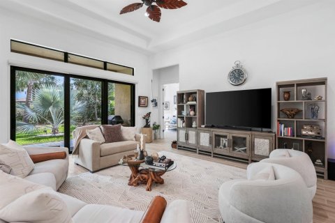 House in Parkland, Florida 3 bedrooms, 281.4 sq.m. № 2146664 - photo 7