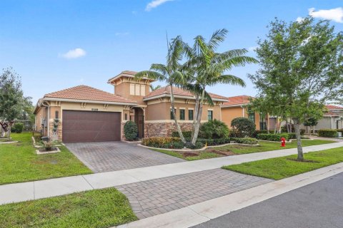 House in Parkland, Florida 3 bedrooms, 281.4 sq.m. № 2146664 - photo 2