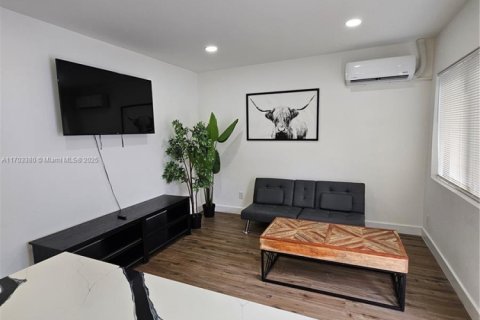 Снять в аренду квартиру в Холливуд, Флорида 1 спальня, 48.31м2, № 1456213 - фото 26