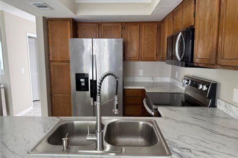 Touwnhouse à vendre à Kissimmee, Floride: 2 chambres, 117.52 m2 № 1252956 - photo 10
