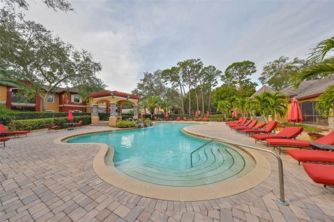 Condo in Palm Harbor, Florida, 4 bedrooms  № 1557278 - photo 6