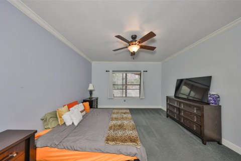 Condo in Palm Harbor, Florida, 4 bedrooms  № 1557278 - photo 12