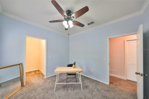 Condo in Palm Harbor, Florida, 4 bedrooms  № 1557278 - photo 29