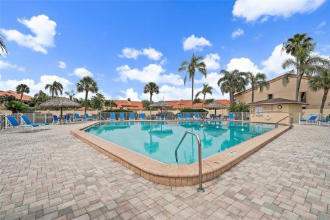 Condo in Saint Petersburg, Florida, 1 bedroom  № 1720204 - photo 25