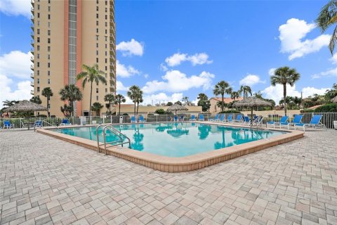 Condo in Saint Petersburg, Florida, 1 bedroom  № 1720204 - photo 24