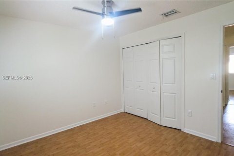 Снять в аренду таунхаус в Дейви, Флорида 4 спальни, 180.79м2, № 2066667 - фото 22