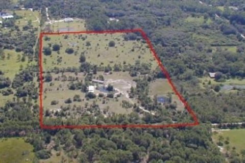 House in Indiantown, Florida 1 bedroom, 80.27 sq.m. № 949956 - photo 1