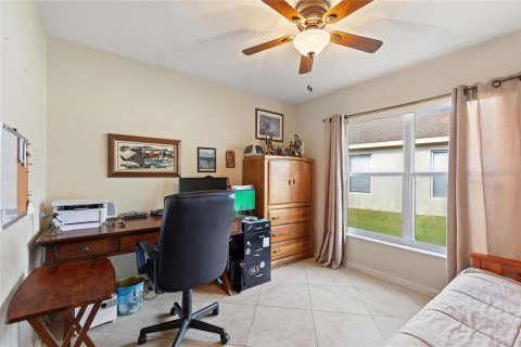 Villa ou maison à vendre à Poinciana, Floride: 2 chambres, 140.47 m2 № 840282 - photo 22