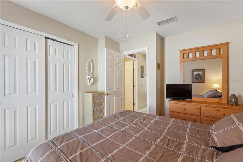 Villa ou maison à vendre à Poinciana, Floride: 2 chambres, 140.47 m2 № 840282 - photo 17