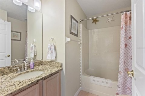 Villa ou maison à vendre à Poinciana, Floride: 2 chambres, 140.47 m2 № 840282 - photo 19