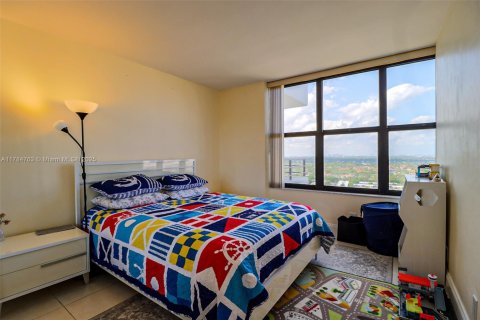 Снять в аренду квартиру в Халландейл-Бич, Флорида 2 спальни, 118.91м2, № 1958773 - фото 13