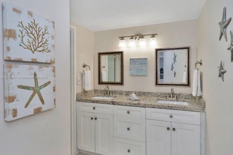 Condominio en venta en Hollywood, Florida, 2 dormitorios, 101.73 m2 № 1991838 - foto 8