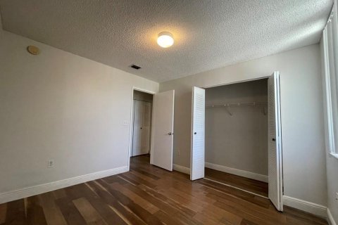 Condo in Davie, Florida, 2 bedrooms  № 2083513 - photo 10