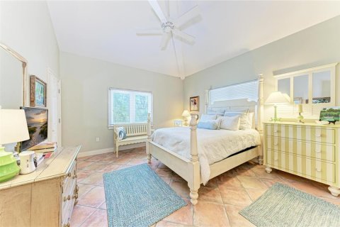 Condominio en alquiler en Anna Maria, Florida, 2 dormitorios, 92.9 m2 № 2094699 - foto 15
