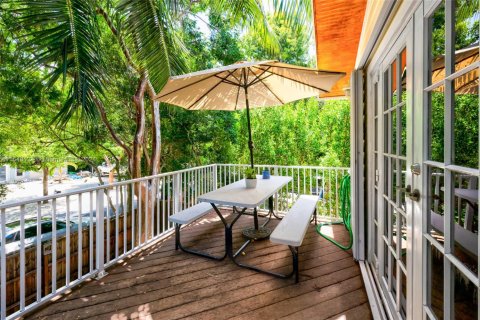 House in Tavernier, Florida 2 bedrooms, 104.05 sq.m. № 1704965 - photo 20