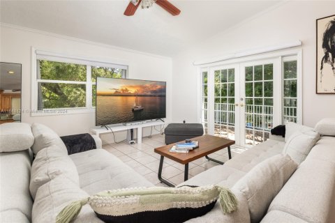 House in Tavernier, Florida 2 bedrooms, 104.05 sq.m. № 1704965 - photo 4