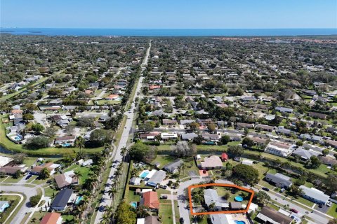 Купить виллу или дом в Катлер-Бей, Флорида 3 спальни, 151.62м2, № 2032351 - фото 7