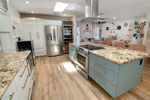 Купить виллу или дом в Катлер-Бей, Флорида 3 спальни, 151.62м2, № 2032351 - фото 19