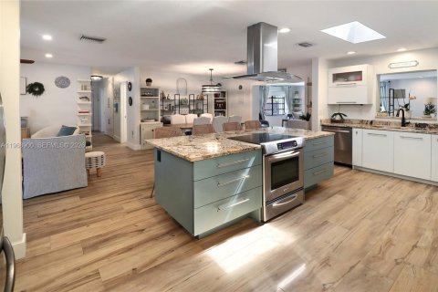 Купить виллу или дом в Катлер-Бей, Флорида 3 спальни, 151.62м2, № 2032351 - фото 20