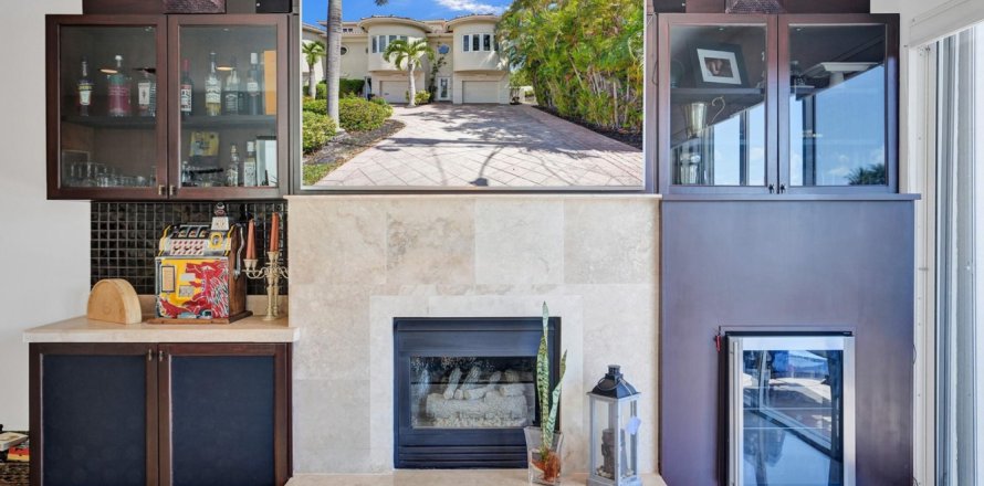 Townhouse in Fort Lauderdale, Florida 2 bedrooms, 204.29 sq.m. № 1163090