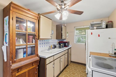 Villa ou maison à vendre à Dunnellon, Floride: 3 chambres, 144.28 m2 № 2303349 - photo 5