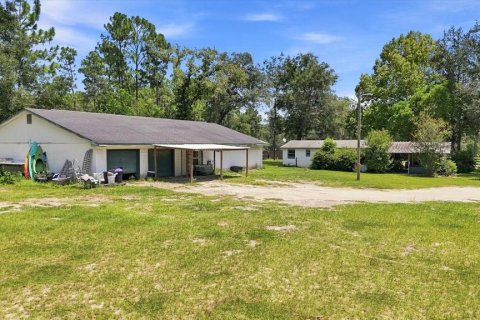 House in Dunnellon, Florida 3 bedrooms, 144.28 sq.m. № 2303349