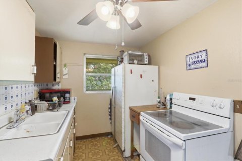 Villa ou maison à vendre à Dunnellon, Floride: 3 chambres, 144.28 m2 № 2303349 - photo 16