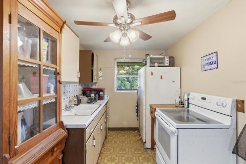 Villa ou maison à vendre à Dunnellon, Floride: 3 chambres, 144.28 m2 № 2303349 - photo 17