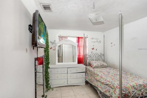 Villa ou maison à vendre à Tampa, Floride: 3 chambres, 111.76 m2 № 2355737 - photo 9