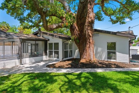 Casa en venta en Saint Petersburg, Florida, 3 dormitorios, 168.52 m2 № 2093162 - foto 15