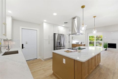 Casa en venta en Saint Petersburg, Florida, 3 dormitorios, 168.52 m2 № 2093162 - foto 21