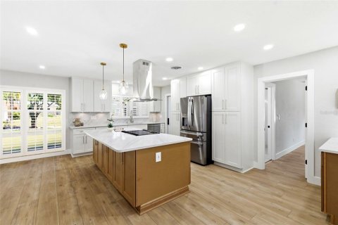 Casa en venta en Saint Petersburg, Florida, 3 dormitorios, 168.52 m2 № 2093162 - foto 17