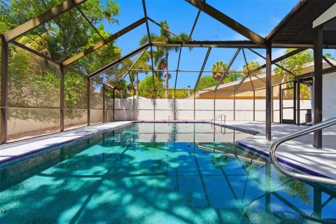 Casa en venta en Saint Petersburg, Florida, 3 dormitorios, 168.52 m2 № 2093162 - foto 12