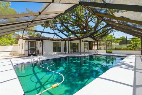 Casa en venta en Saint Petersburg, Florida, 3 dormitorios, 168.52 m2 № 2093162 - foto 7