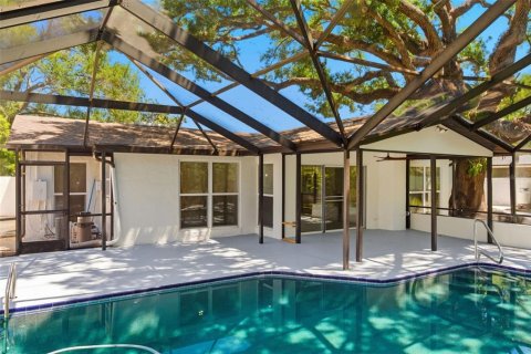 Casa en venta en Saint Petersburg, Florida, 3 dormitorios, 168.52 m2 № 2093162 - foto 13