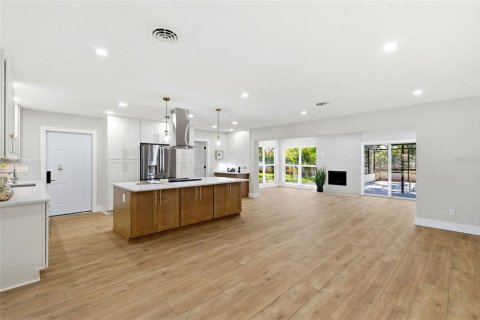 Casa en venta en Saint Petersburg, Florida, 3 dormitorios, 168.52 m2 № 2093162 - foto 9