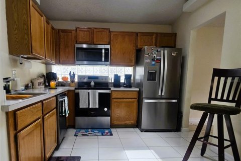 House in Orlando, Florida 3 bedrooms, 141.86 sq.m. № 1832699 - photo 9