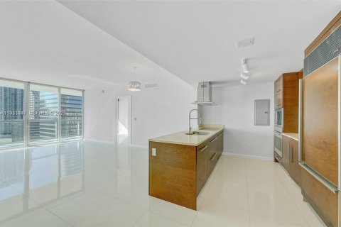 Condominio en alquiler en Miami, Florida, 2 dormitorios, 141.03 m2 № 1991414 - foto 14